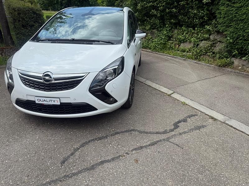 Gebraucht Opel Zafira Tourer Cosmo 140 PS (102 kW) 2013 Van / Kleinbus