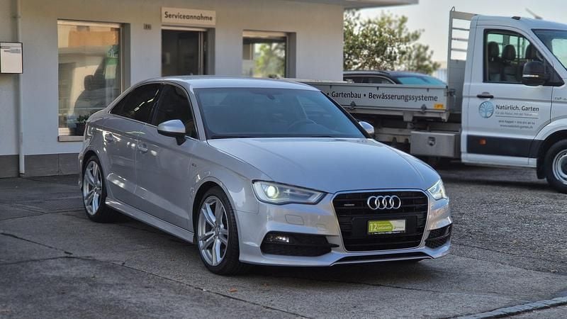Grau Gebraucht 2014 Audi A3 Ambition Limousine | CHF 16’200 (Fairer Preis) - Bild 1/4