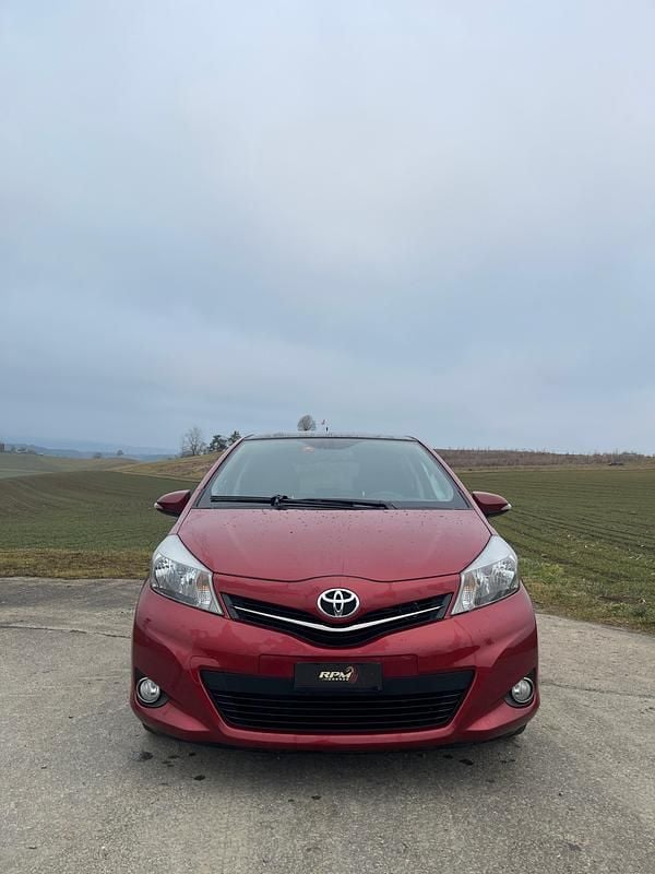 Gebraucht Toyota Yaris Sol 99 PS (72 kW) 2011 Kleinwagen