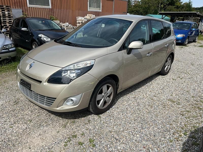 Gebraucht 2011 Renault Grand Scénic III Bose Edition Van / Kleinbus | CHF 1’900 (Fairer Preis) - Bild 1/4