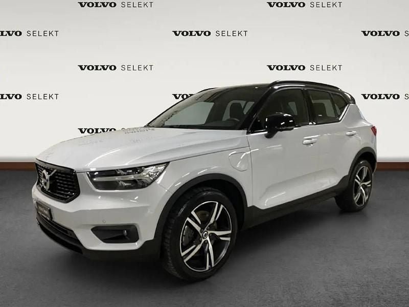 Silber Gebraucht 2025 Volvo XC40 R-Design SUV | CHF 32’850 (Guter Preis) - Bild 1/4