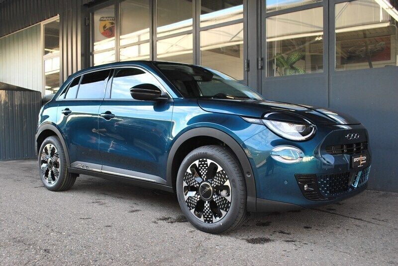 Gebraucht 2023 Fiat 600E La Prima | CHF 32’900 (Etwas zu teuer) - Bild 1/4