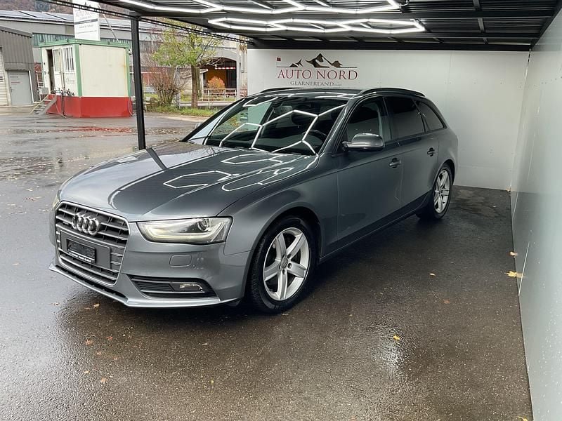 Gebraucht Audi A4 177 PS (130 kW) 2012 Kombi