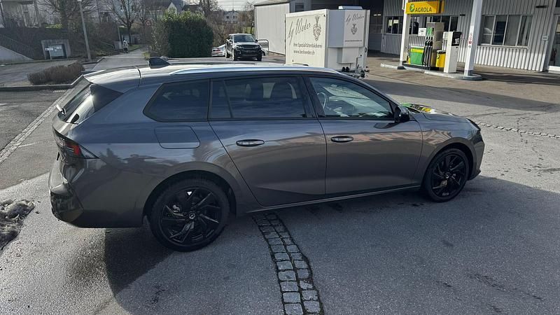 Gebraucht Opel Astra 130 PS (95 kW) 2024 Grau Kombi