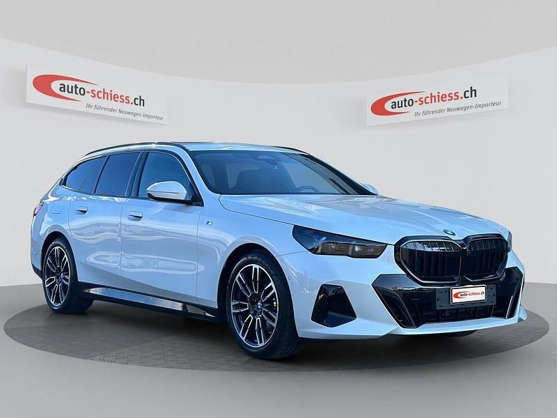 Gebraucht BMW 520 M Sport 197 PS (144 kW) 2025 Kombi