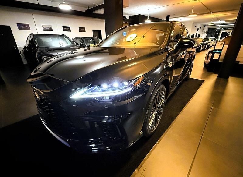 Gebraucht 2023 Lexus RX500h Sport Line SUV | CHF 74’800 - Bild 1/4