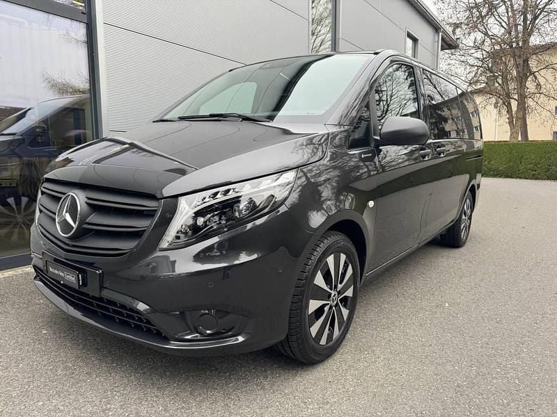 Grau Gebraucht 2023 Mercedes Vito Van / Kleinbus | CHF 52’900 - Bild 1/4