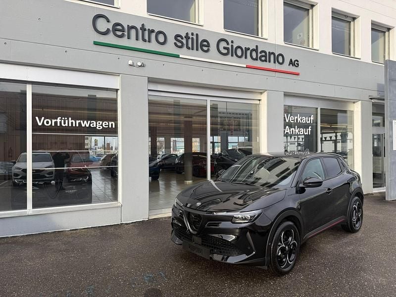 Neu 2025 Alfa Romeo Junior Edizione Speciale SUV | CHF 34’990 (Etwas zu teuer) - Bild 1/4