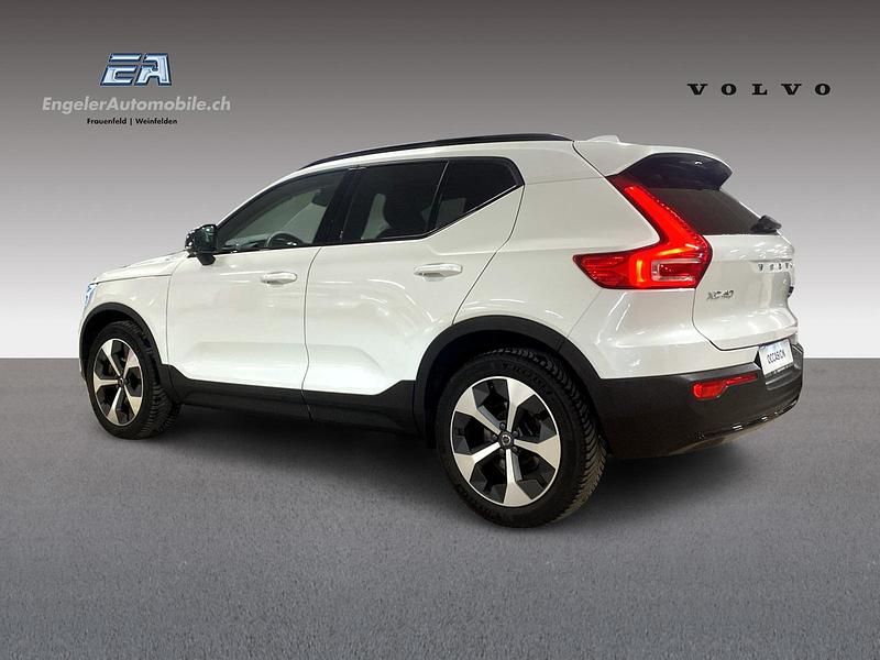Gebraucht Volvo XC40 Plus 197 PS (144 kW) 2024 Schwarz SUV