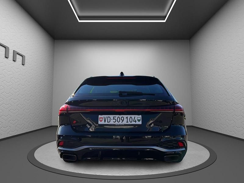 Gebraucht Audi A5 Ambiente 204 PS (150 kW) 2024 Schwarz Coupé