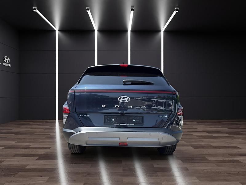 Neu Hyundai Kona 138 PS (101 kW) 2025 Blau SUV