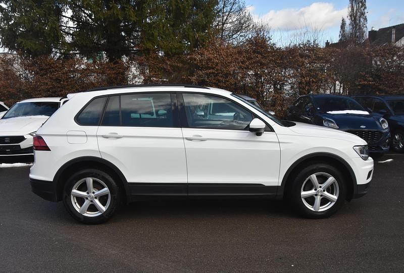 Gebraucht VW Tiguan Trendline 150 PS (110 kW) 2016 SUV