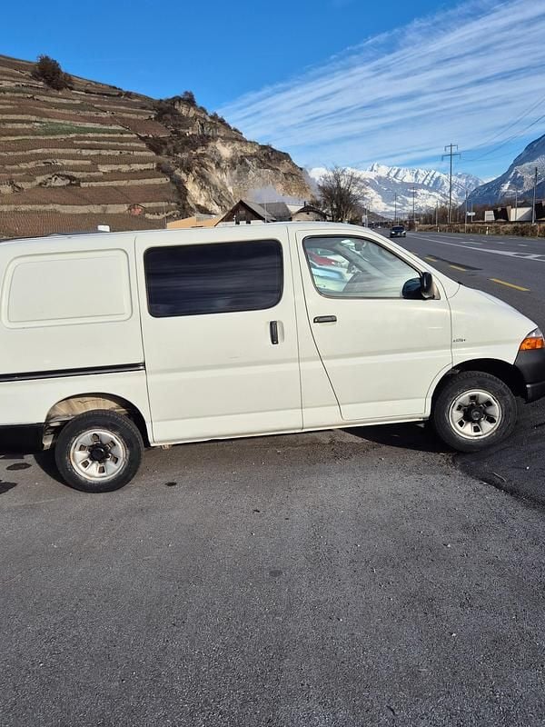 Gebraucht 2006 Toyota HiAce Van | CHF 7’800 - Bild 1/4