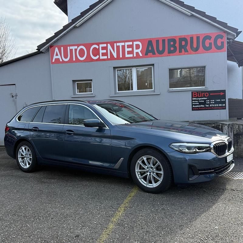 Gebraucht BMW 520 Sport Line 190 PS (139 kW) 2023 Kombi