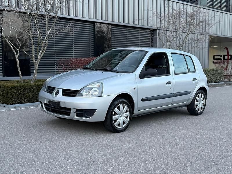 Gebraucht 2007 Renault Clio II Kleinwagen | CHF 2’990 (Fairer Preis) - Bild 1/4