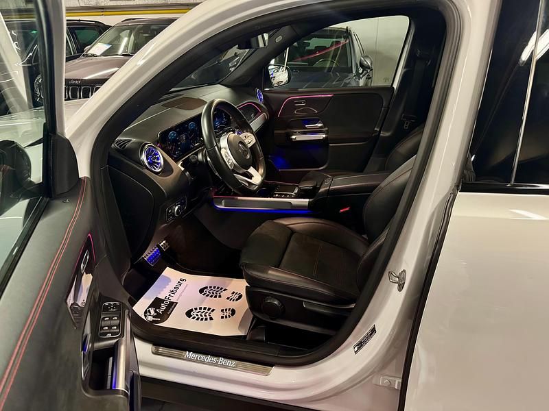 Gebraucht Mercedes GLB200 AMG line 163 PS (119 kW) 2022 SUV