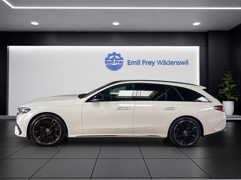 Neu Mercedes E220 AMG line 220 PS (161 kW) 2025 Weiss Kombi