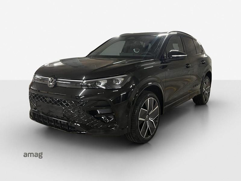 Grenadill black metallic Neu 2025 VW Tiguan R-line SUV | CHF 64’990 - Bild 1/4