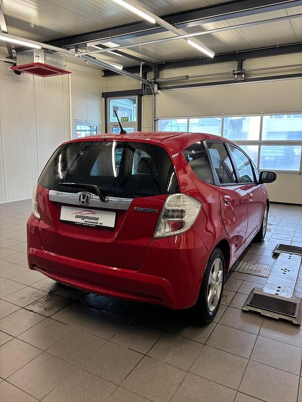 Gebraucht Honda Jazz Comfort 88 PS (64 kW) 2014 Rot Kleinwagen