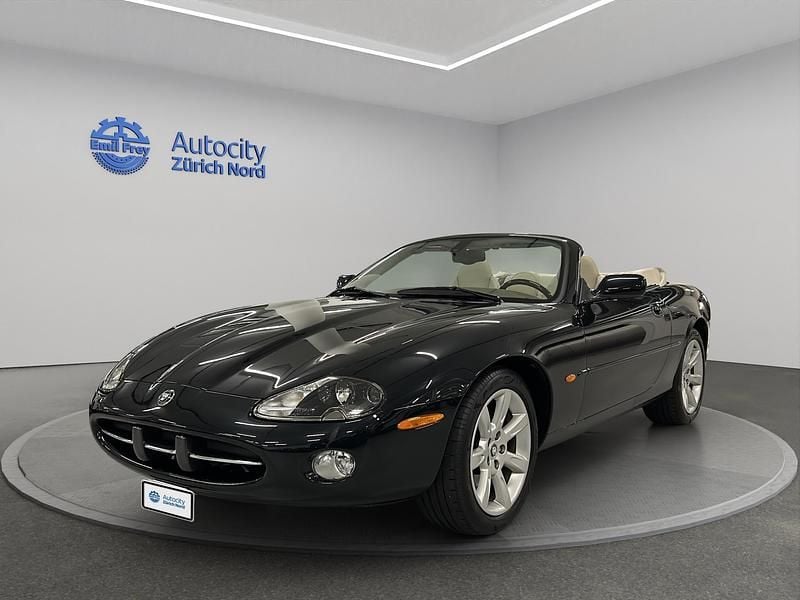 Grün Gebraucht 2005 Jaguar XK Cabrio | CHF 17’900 - Bild 1/4