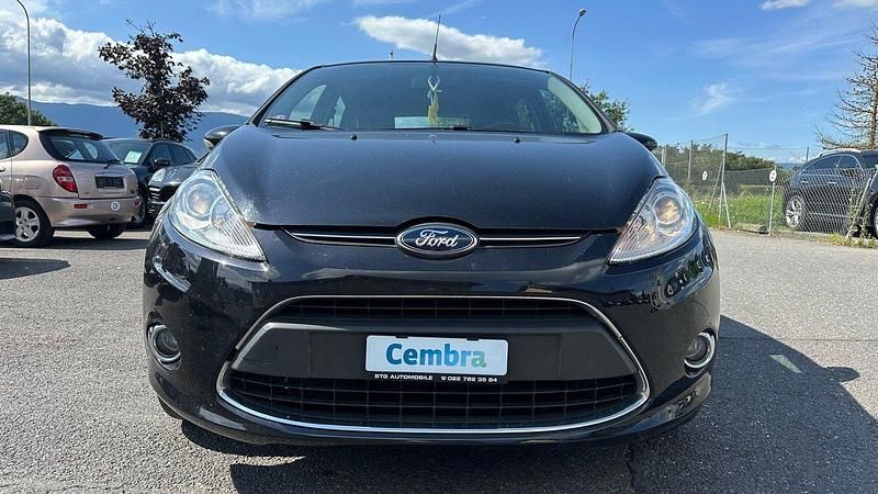 Gebraucht Ford Fiesta Ambiente 60 PS (44 kW) 2011 Kleinwagen