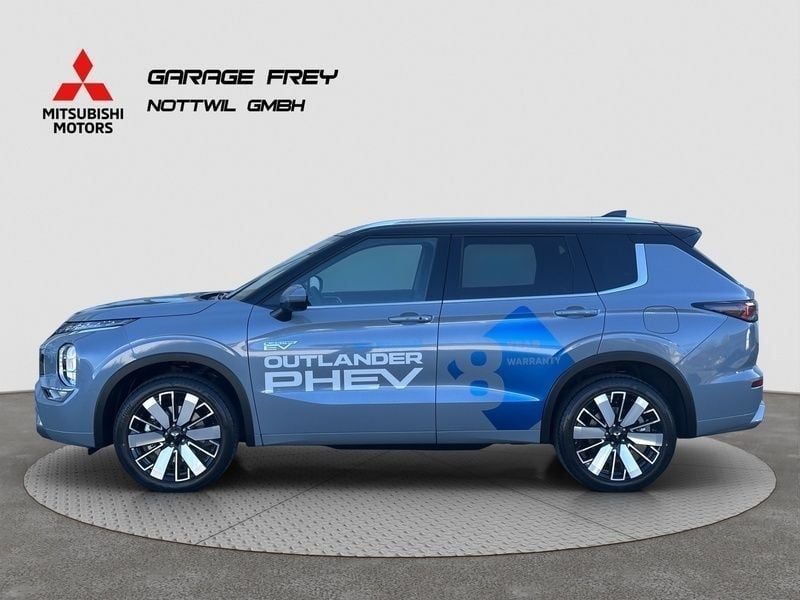 Neu Mitsubishi Outlander P-HEV Instyle 306 PS (225 kW) 2025 Kombi
