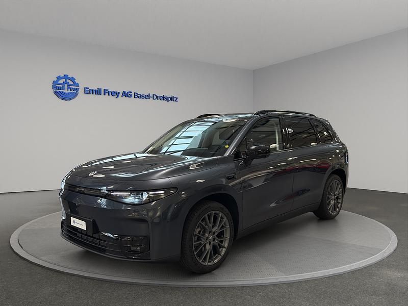 Neu Leapmotor C10 215 PS (158 kW) 2025 Grau SUV