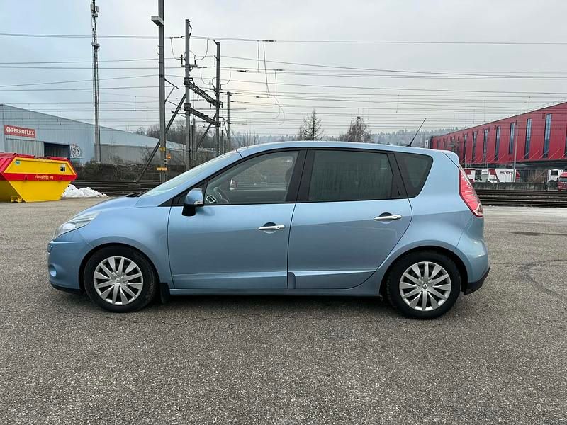 Gebraucht Renault Scénic III Dynamique 131 PS (96 kW) 2010