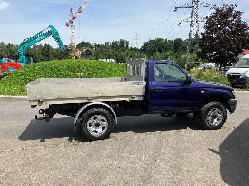 Gebraucht 2004 Toyota HiLux Abholung | CHF 14’500 - Bild 1/4