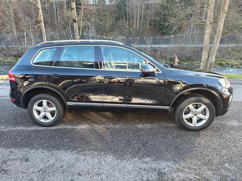 Gebraucht VW Touareg 240 PS (176 kW) 2011 SUV