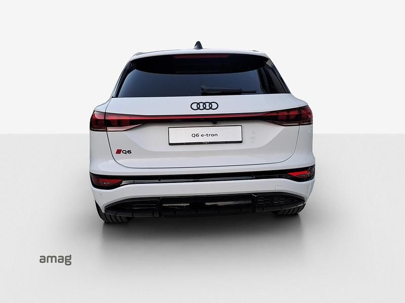 Gebraucht Audi Q6 e-tron Ambiente 285 kW (388 PS) 2025 Gletscherweiss metallic SUV