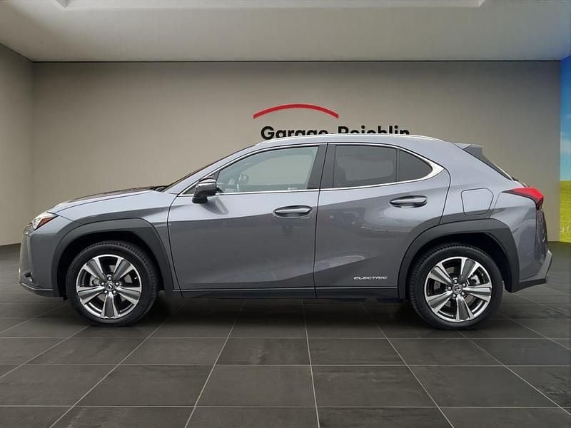 Gebraucht Lexus UX 300e 150 kW (204 PS) 2022 Grau SUV