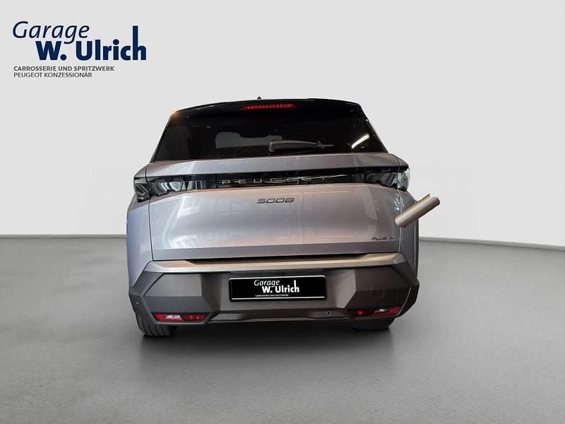 Neu Peugeot 5008 GT 194 PS (142 kW) 2025 Grau Van / Kleinbus