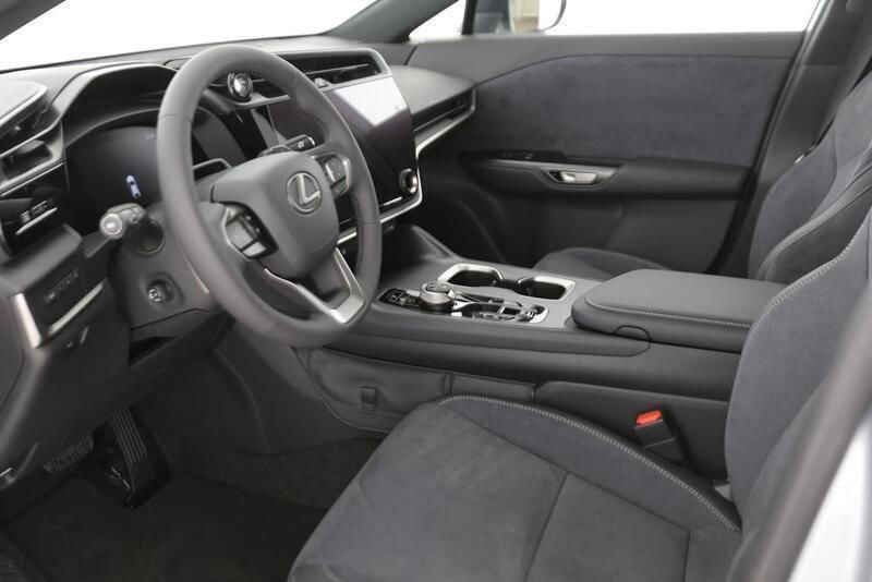 Gebraucht Lexus RZ 450e 230 kW (313 PS) 2023 Grau SUV