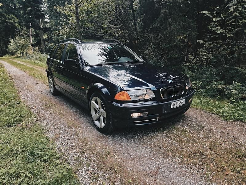 Gebraucht 2000 BMW 330 Kombi | CHF 5’998 - Bild 1/4