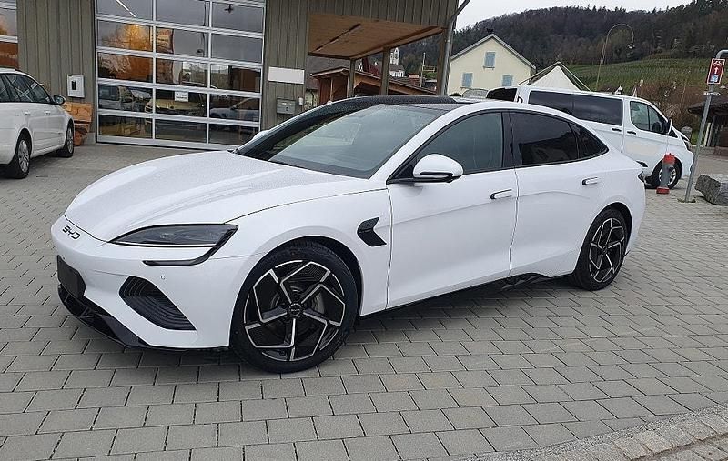 Neu BYD Seal 389 kW (530 PS) 2025 Limousine