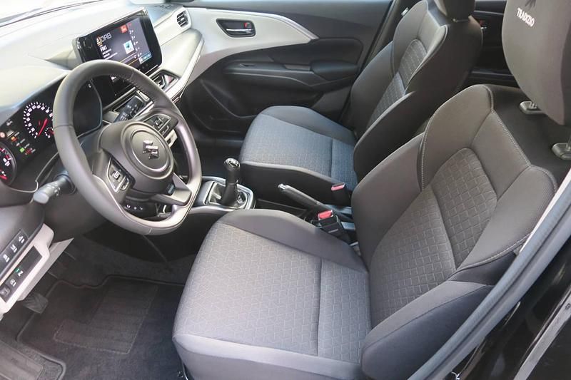 Gebraucht Suzuki Swift 82 PS (60 kW) 2024 Weiss Kleinwagen