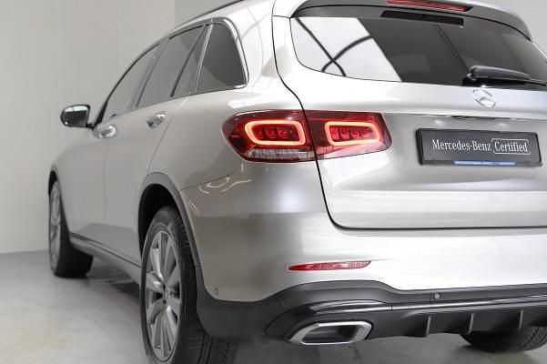 Gebraucht Mercedes GLC300e AMG line 258 PS (189 kW) 2021 Beige SUV