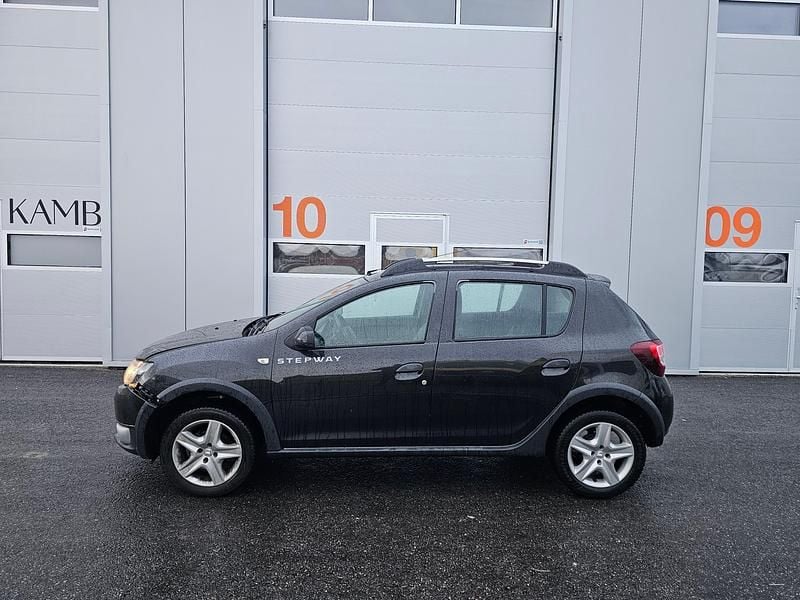 Gebraucht Dacia Sandero Lauréate 90 PS (66 kW) 2014