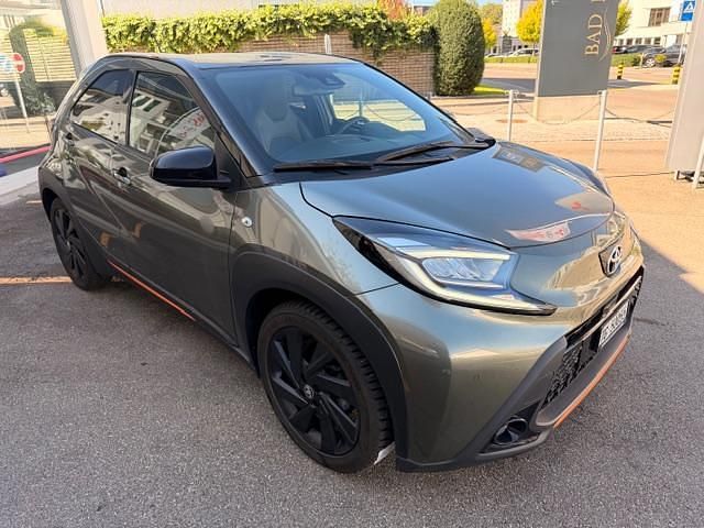 Gebraucht Toyota Aygo X Limited 72 PS (52 kW) 2022 Grün SUV
