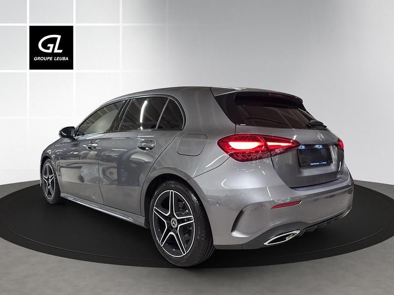 Neu Mercedes A200 Night 163 PS (119 kW) 2026 Grau Limousine