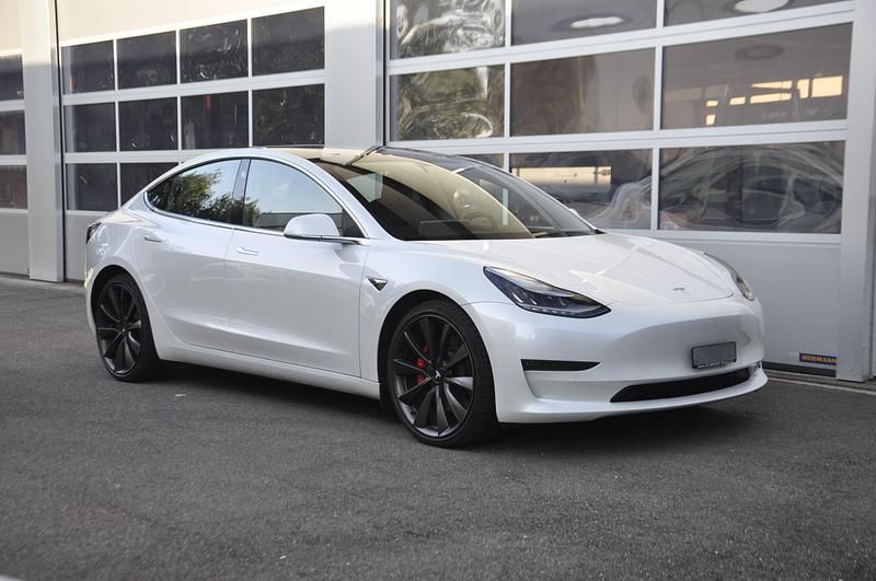 Gebraucht 2020 Tesla Model 3 Performance Limousine | CHF 19’900 (Superpreis) - Bild 1/4