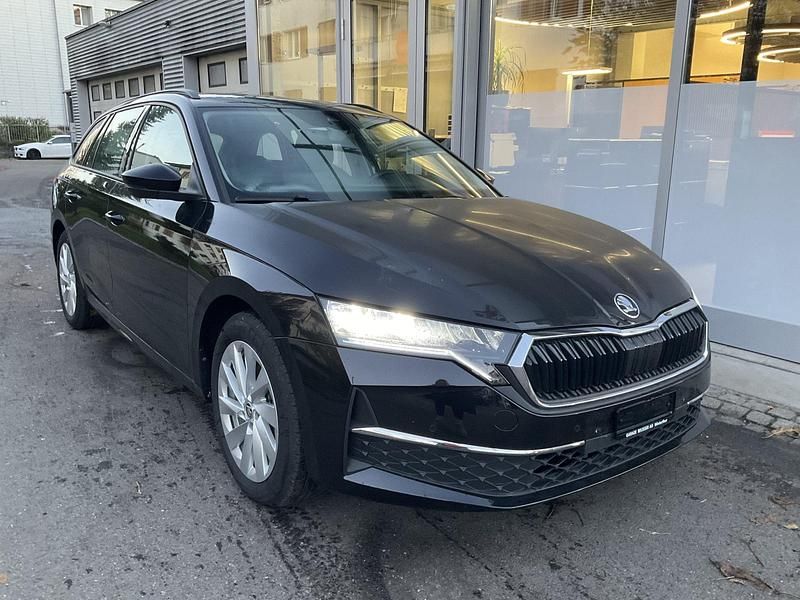 Gebraucht Skoda Octavia Selection 150 PS (110 kW) 2024 Schwarz Kombi