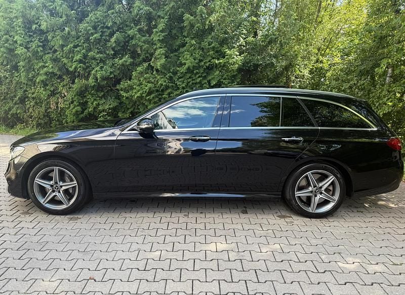 Gebraucht Mercedes E450 AMG line 367 PS (269 kW) 2019