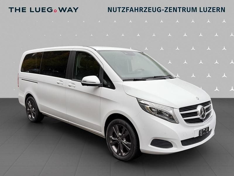 Gebraucht Mercedes V220 163 PS (119 kW) 2017 Weiss Van / Kleinbus