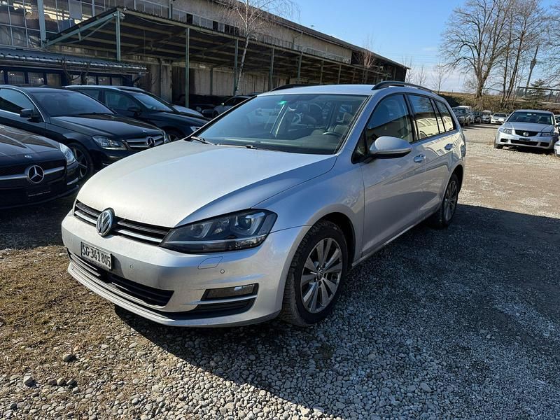 Gebraucht VW Golf VII Comfortline 150 PS (110 kW) 2015 Kombi