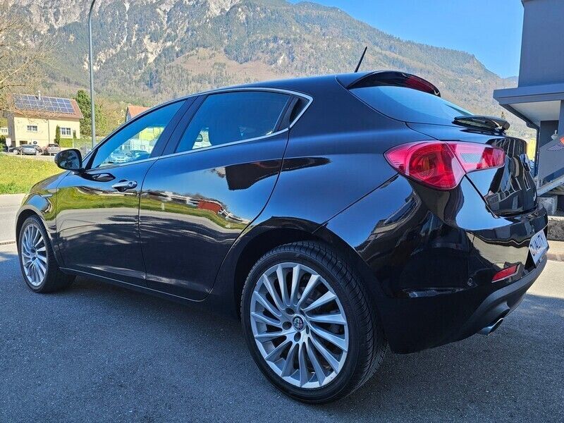 Gebraucht Alfa Romeo Giulietta 120 PS (88 kW) 2016 Kleinwagen