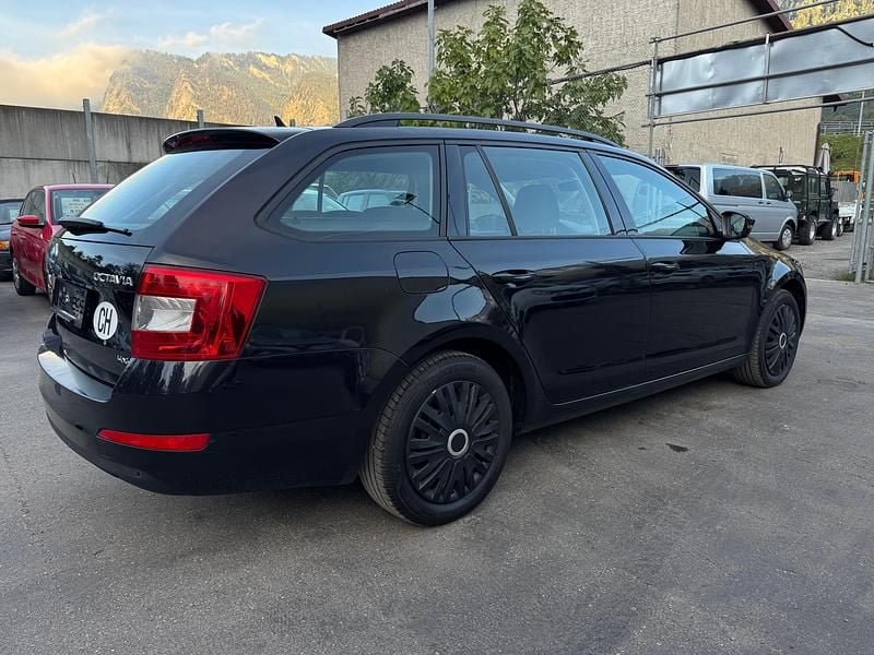 Gebraucht Skoda Octavia Ambition 184 PS (135 kW) 2016 Kombi