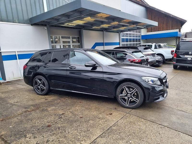 Gebraucht Mercedes C200 AMG line 184 PS (135 kW) 2020
