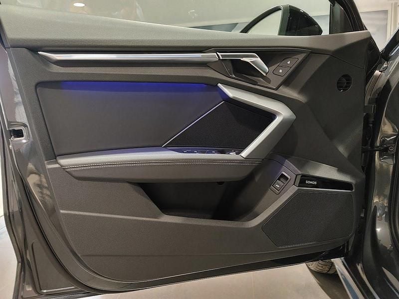 Neu Audi A3 Ambiente 204 PS (150 kW) 2025 Grau Limousine